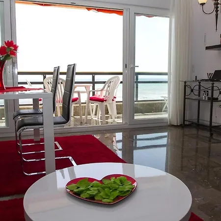 Carihuela Апартаменты *